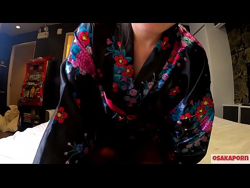 ❤️ A jovem cosplay girl adora sexo até o orgasmo com um esguicho em uma cavaleira e um broche. Garota asiática com ratas peludas e belas mamas em traje tradicional japonês em vídeo amador mostrando masturbação com brinquedos para foder. Sakura 3 OSAKAPORN. Sexo vídeo em nós